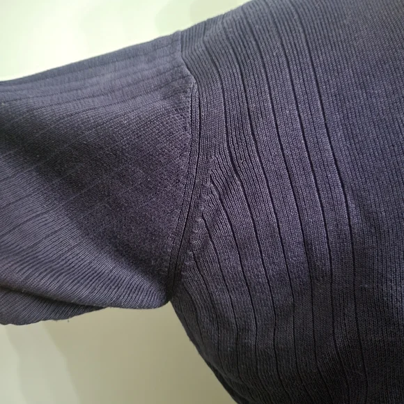 Holt Renfrew Silk Blouse. - Picture 2 of 5